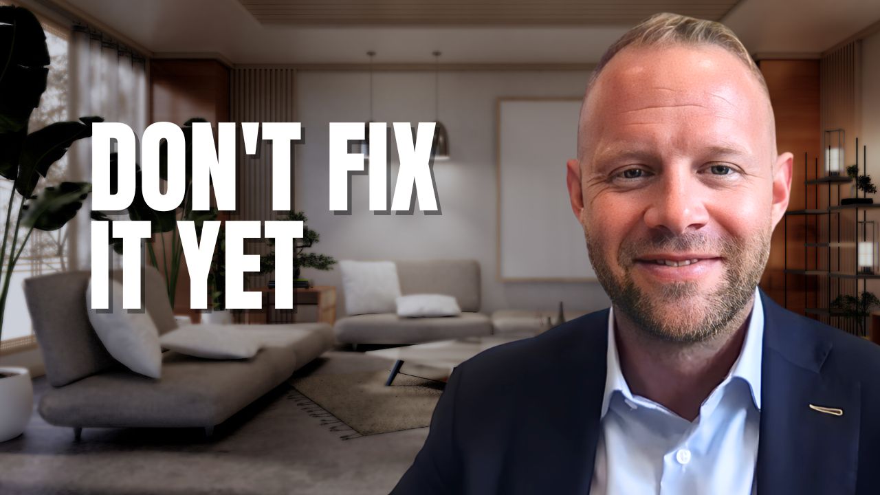 Should You Make Repairs Before Selling Your House?